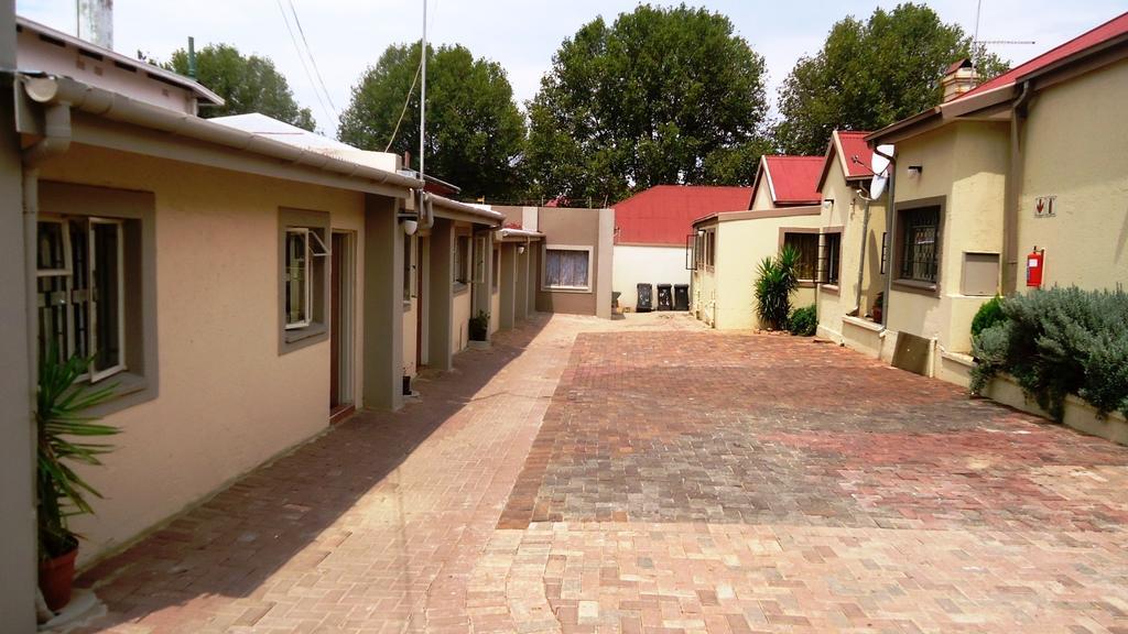 G&G Guesthouse Johannesburg Exterior foto